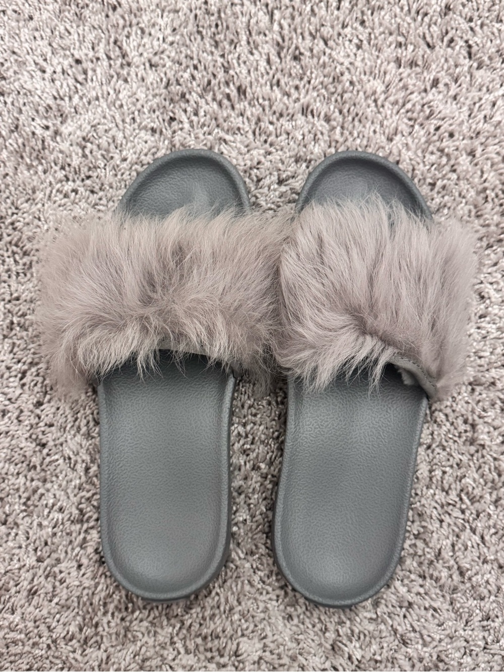 UGG Women's Gray Faux Fur Slide Slippers